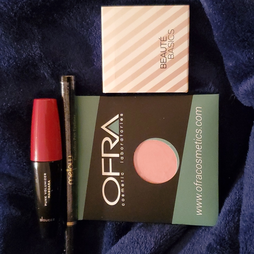 Makeup Quad